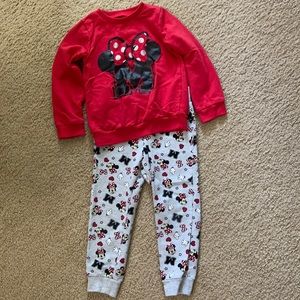 5T Minnie Mouse Winter Outfit